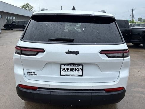 New 2026 Jeep Grand Cherokee L 4WD image 4