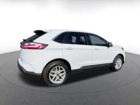 Used 2024 Ford Edge SEL image 15
