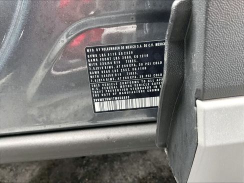 New 2026 Volkswagen Tiguan SE image 19