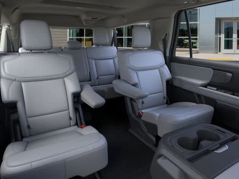 New 2026 Ford Expedition Max Platinum w/ Driver's Package image 11