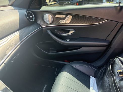 Used 2019 Mercedes-Benz E 300 image 15