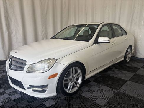 Used 2012 Mercedes-Benz C 300 4MATIC Sedan image 2