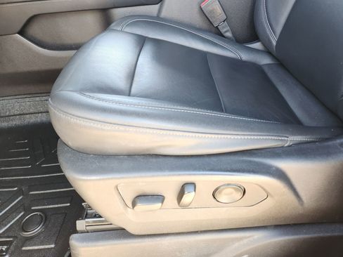 Used 2021 Chevrolet Tahoe LT image 27