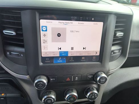 Used 2024 RAM 2500 Tradesman w/ Chrome Appearance Group image 16