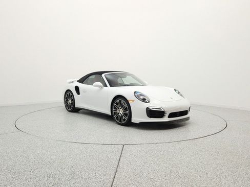 Used 2016 Porsche 911 4 Cabriolet AWD/4WD image 10
