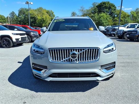 Used 2024 Volvo XC90 T8 Ultimate image 2