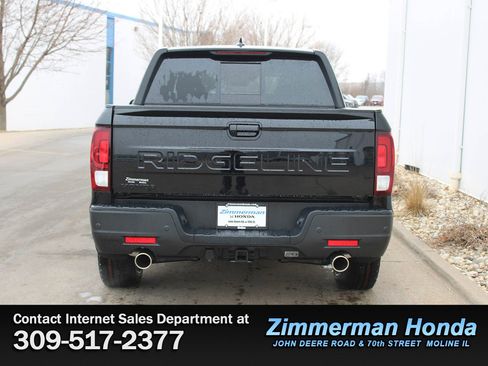 New 2026 Honda Ridgeline Black Edition image 8