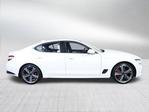 Used 2025 Genesis G70 2.5T w/ Sport Prestige Package image 8