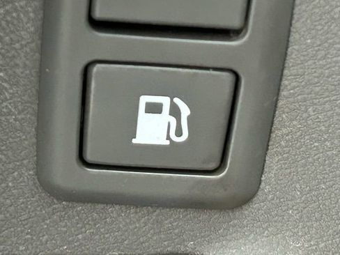 Used 2009 Hyundai Sonata GLS image 4