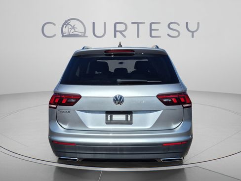 Used 2020 Volkswagen Tiguan S FWD image 4