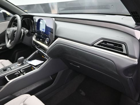 New 2026 Lexus TX 350 AWD image 24