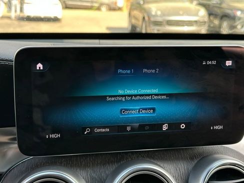 Used 2022 Mercedes-Benz GLC 300 image 29