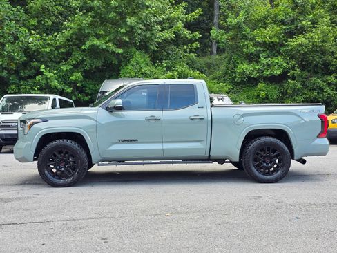 Used 2022 Toyota Tundra SR5 w/ TRD Sport Premium Package AWD/4WD image 4