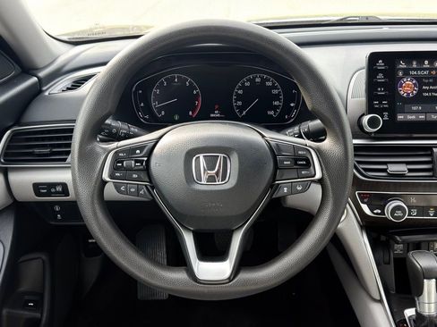 Used 2019 Honda Accord EX image 4