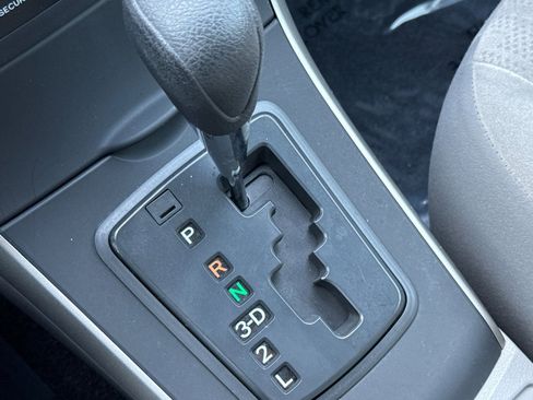 Used 2012 Toyota Corolla image 22