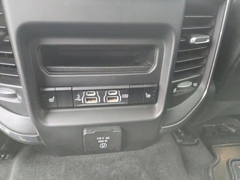 Used 2019 RAM 1500 Limited w/ Body Color Bumper Group image 7