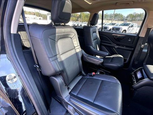 Certified 2022 Lincoln Aviator Reserve w/ Equipment Group 201A image 27