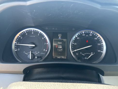 Used 2016 Toyota Highlander XLE FWD image 17
