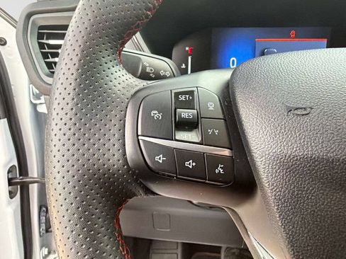 Used 2023 Ford Escape ST-Line w/ Tech Pack #1 AWD/4WD image 29