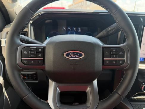 New 2026 Ford F250 Lariat w/ Black Appearance Package AWD/4WD image 24