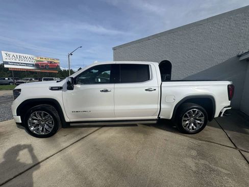 Used 2024 GMC Sierra 1500 Denali w/ Denali Reserve Package AWD/4WD image 2
