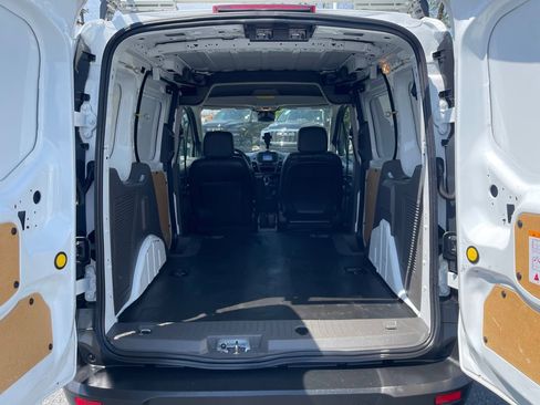 Used 2021 Ford Transit Connect XL image 17