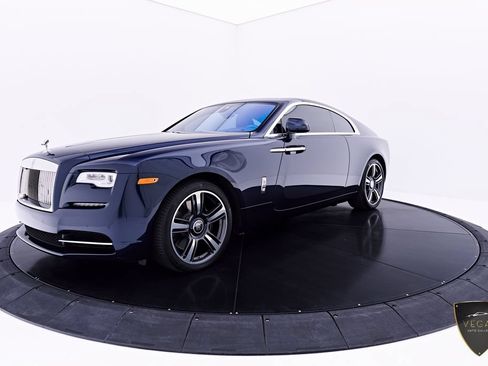 Used 2017 Rolls-Royce Wraith RWD image 13