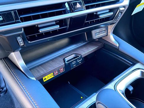 New 2026 Lexus RX 450h Premium image 15