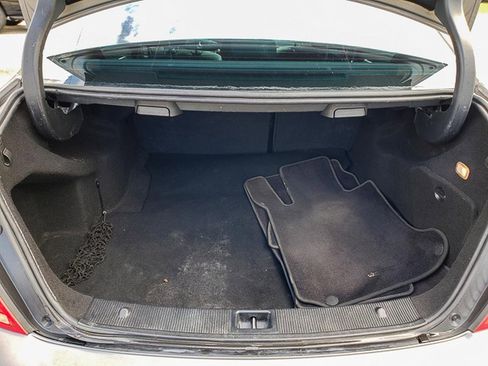 Used 2011 Mercedes-Benz C 300 4MATIC Sedan image 26