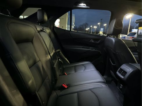 Used 2020 Chevrolet Equinox LT w/ Midnight Edition image 29
