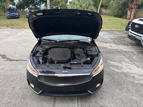 Used 2019 Kia Cadenza Premium image 27