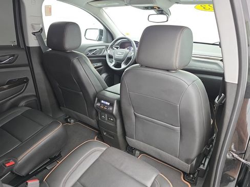 Used 2023 GMC Acadia AT4 w/ Technology Package AWD/4WD image 57