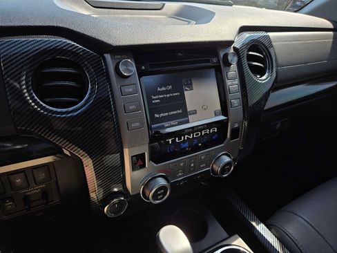 Used 2019 Toyota Tundra Limited w/ Limited Premium Package AWD/4WD image 29
