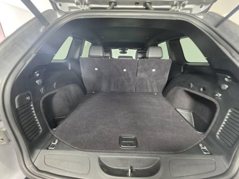 Used 2017 Jeep Grand Cherokee Altitude AWD/4WD image 22