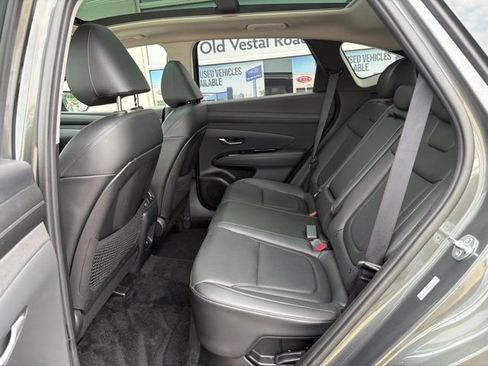 Used 2025 Hyundai Tucson Limited AWD/4WD image 24