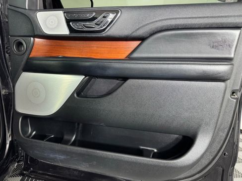 Used 2020 Lincoln Navigator L Reserve w/ Equipment Group 208A Reserve image 44