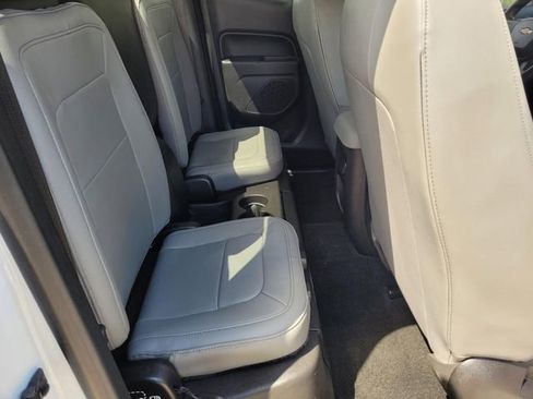 Used 2015 Chevrolet Colorado W/T RWD image 15