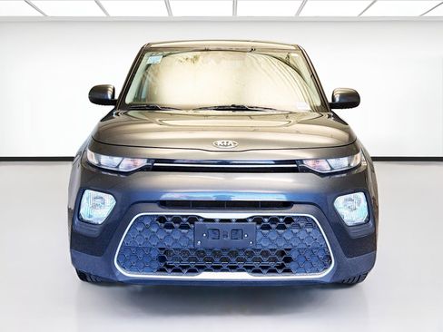 Used 2020 Kia Soul S image 2