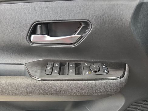 Used 2026 Nissan Kicks SV FWD image 24