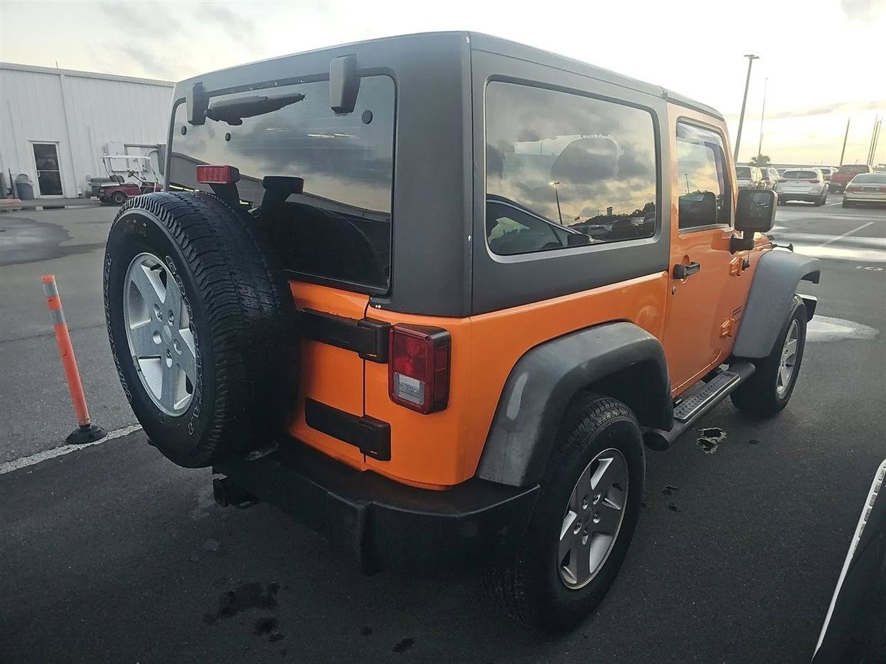 Used 2012 Jeep Wrangler Sport AWD/4WD image 4