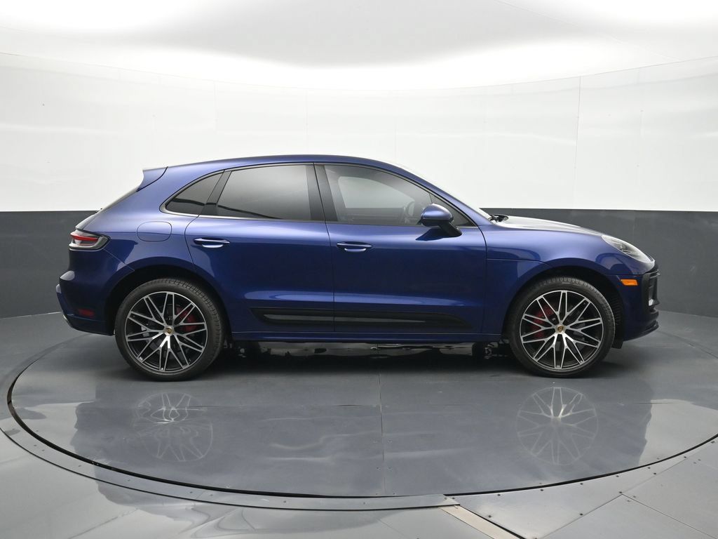 Certified 2023 Porsche Macan S AWD/4WD image 21