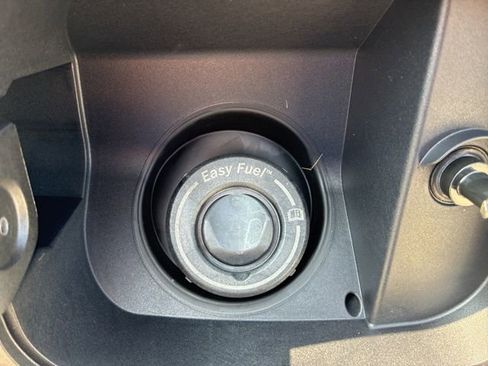 New 2026 Ford Expedition Platinum w/ Stealth Performance Package AWD/4WD image 4