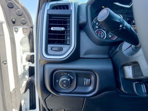 New 2026 RAM 2500 Big Horn AWD/4WD image 21