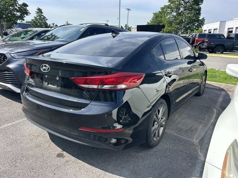 Used 2018 Hyundai Elantra SEL FWD image 4