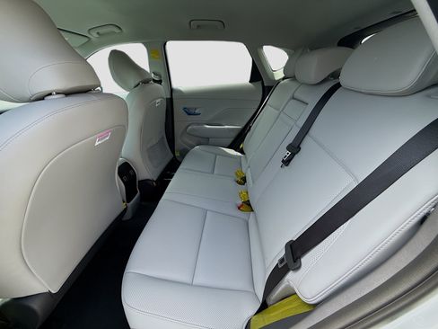 New 2026 Hyundai Kona SEL Premium FWD image 16