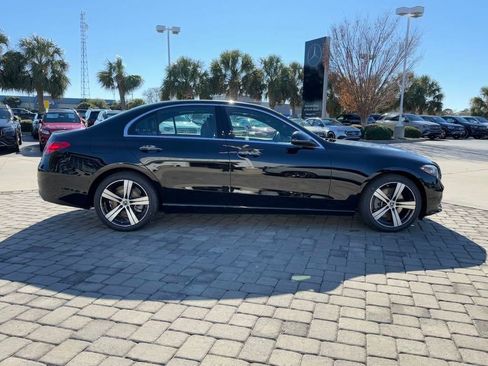 Used 2025 Mercedes-Benz C 300 Sedan image 7