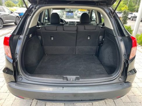 Used 2018 Honda HR-V LX image 21