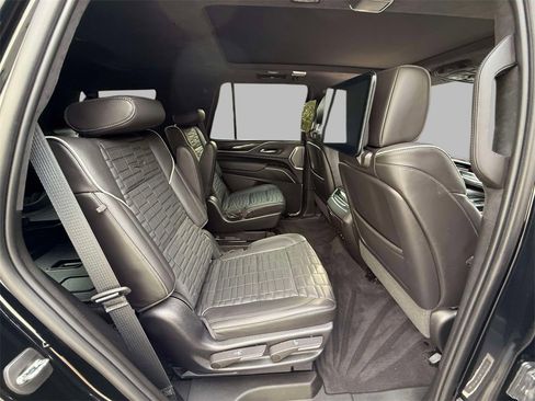 Used 2023 Cadillac Escalade V image 16