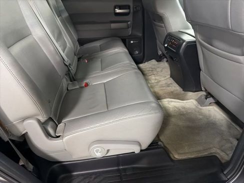 Used 2011 Toyota Sequoia Limited image 35