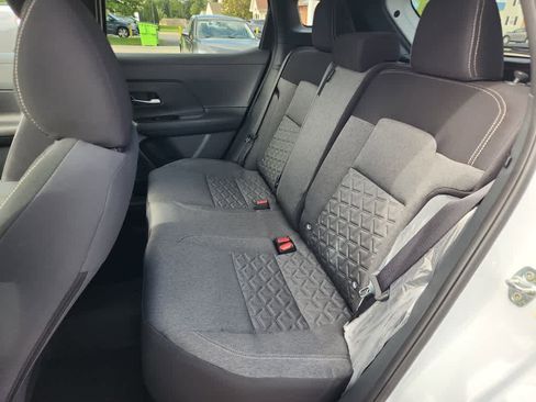 New 2026 Nissan Kicks SV w/ Cold Weather Package AWD/4WD image 7